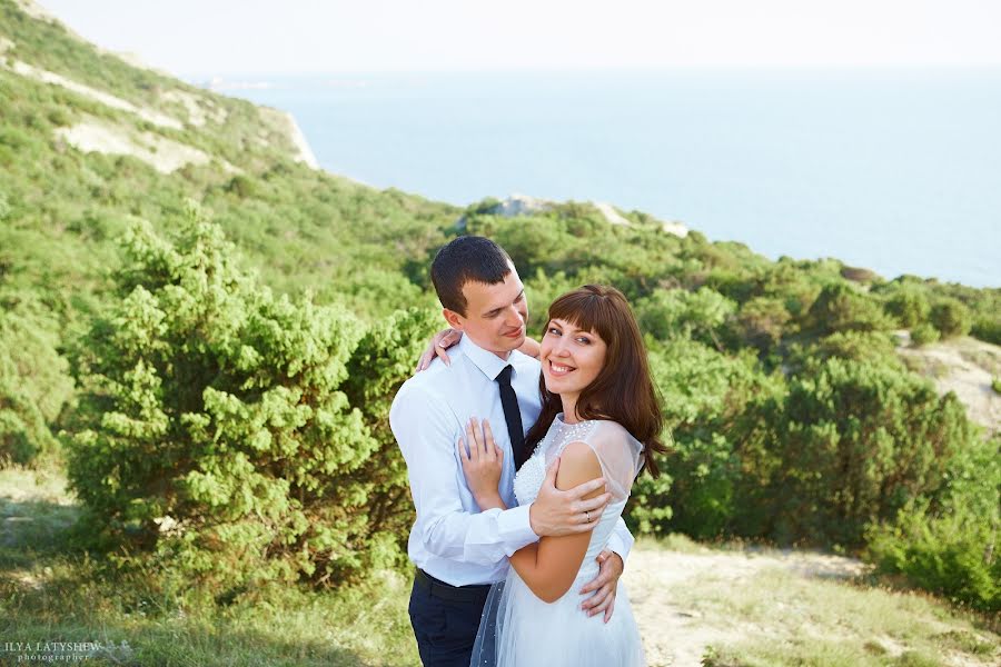 Fotografo di matrimoni Ilya Latyshev (ilatyshew). Foto del 5 ottobre 2015