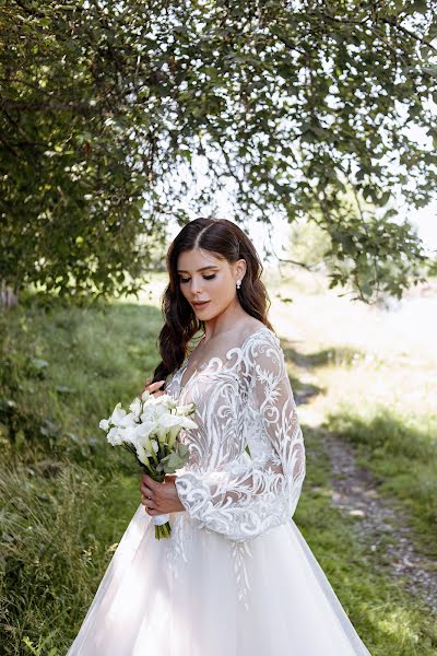 Wedding photographer Slava Alekseev (photographertut). Photo of 7 April 2023