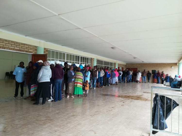 Hundreds of residents started queuing at the Extension 9 Hall in Joza township, Makhanda