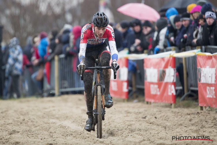 Van der Poel verrast: "Misschien is het dan wel het moment om naar de weg over te stappen"