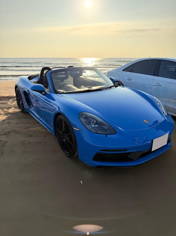 A4 アバントの千里浜なぎさドライブウェイ・勝手に・EURO MEETING・サンセット・ありがとうございました！🙇‍♂️に関するカスタム事例の投稿画像5枚目