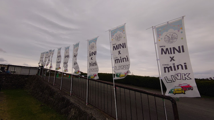 ミニジョンクーパーワークスのいつもイイネ&コメントありがとうございます🙇‍♂️・MINI✕LINK・朝3時起き・洗車でピカピカに関するカスタム事例の投稿画像9枚目