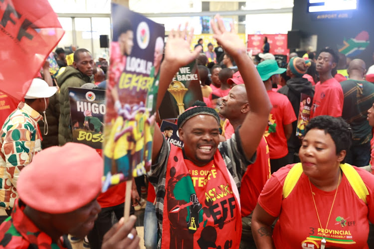 Fans welcome Bafana Bafana at OR Tambo International Airport.