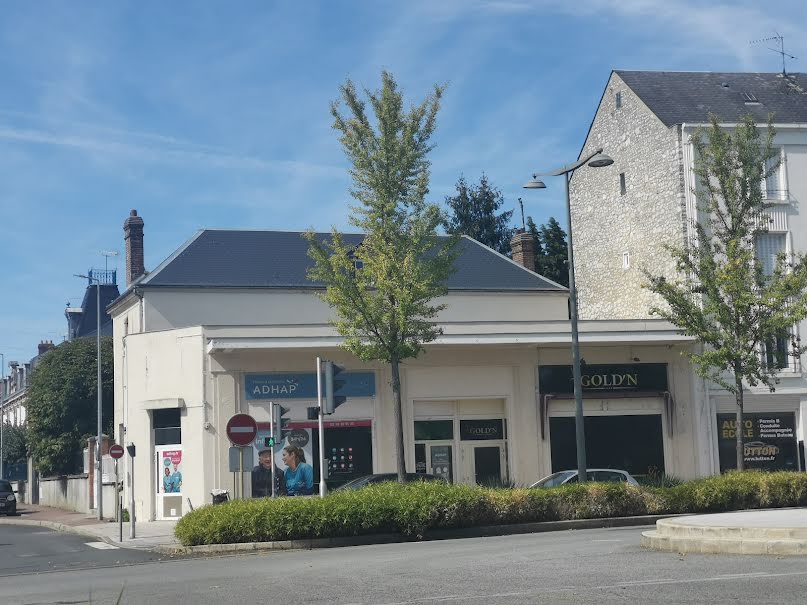 Vente locaux professionnels 10 pièces 350 m² à Chalette-sur-loing (45120), 450 000 €