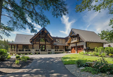 Chalet avec terrasse 1