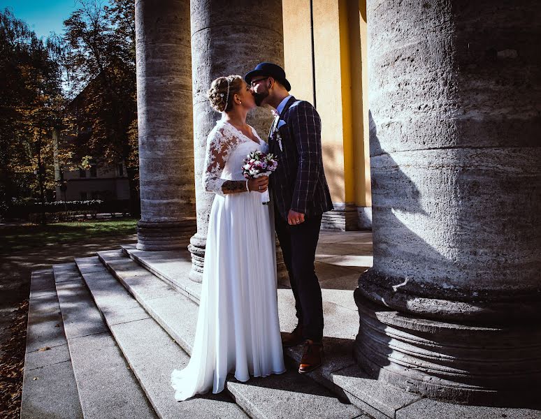 Wedding photographer Sarah Bakker (yesfotodesign). Photo of 11 May 2020
