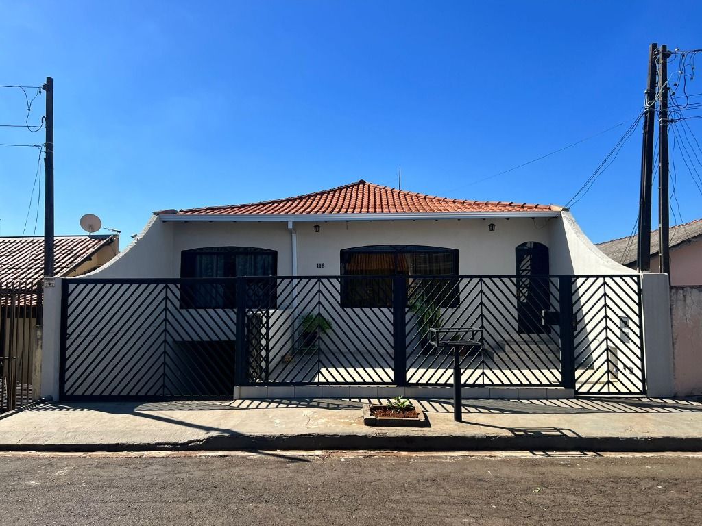 Casas à venda Conjunto Habitacional Alexandre Urbanas