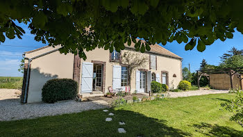 maison à Villeneuve-sur-Yonne (89)