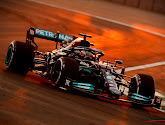 Lewis Hamilton houdt Max Verstappen van de snelste tijd in Singapore, problemen bij Charles Leclerc