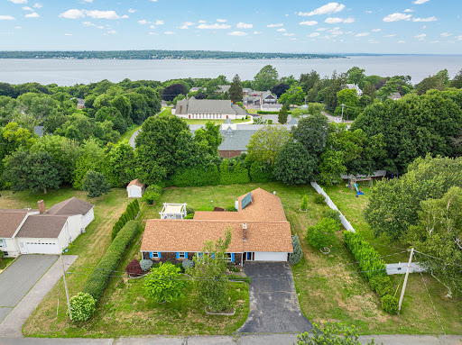 Maison avec jardin 1