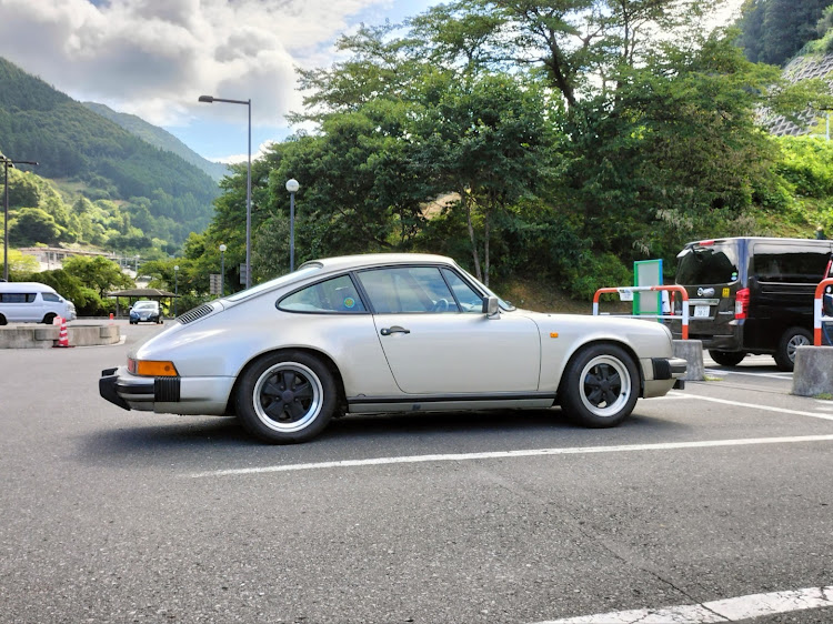 Z4 ロードスターの熱中症に気をつけて!!・おじさんの休日・空冷ポルシェに関するカスタム事例の投稿画像3枚目