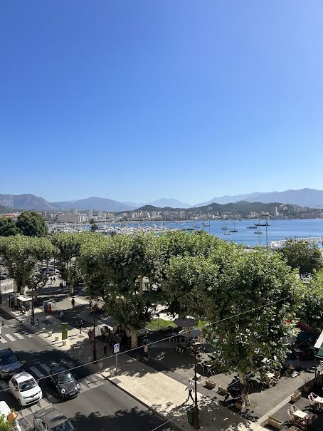 Vente appartement 5 pièces 138 m² à Ajaccio (20000), 459 000 €