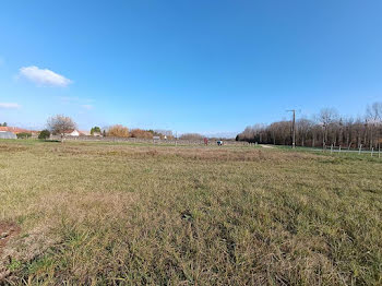 terrain à Villeneuve-Renneville-Chevigny (51)