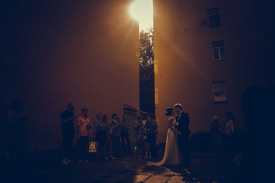 Wedding photographer Eva Klycheva (evaklycheva). Photo of 9 March 2020