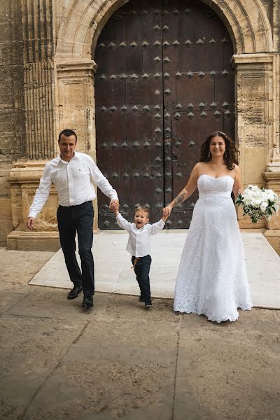 Fotografo di matrimoni Yuliya Mo (juliamo). Foto del 8 agosto 2023