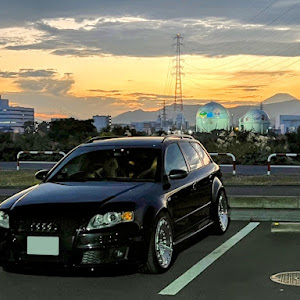 RS4 アバント B7