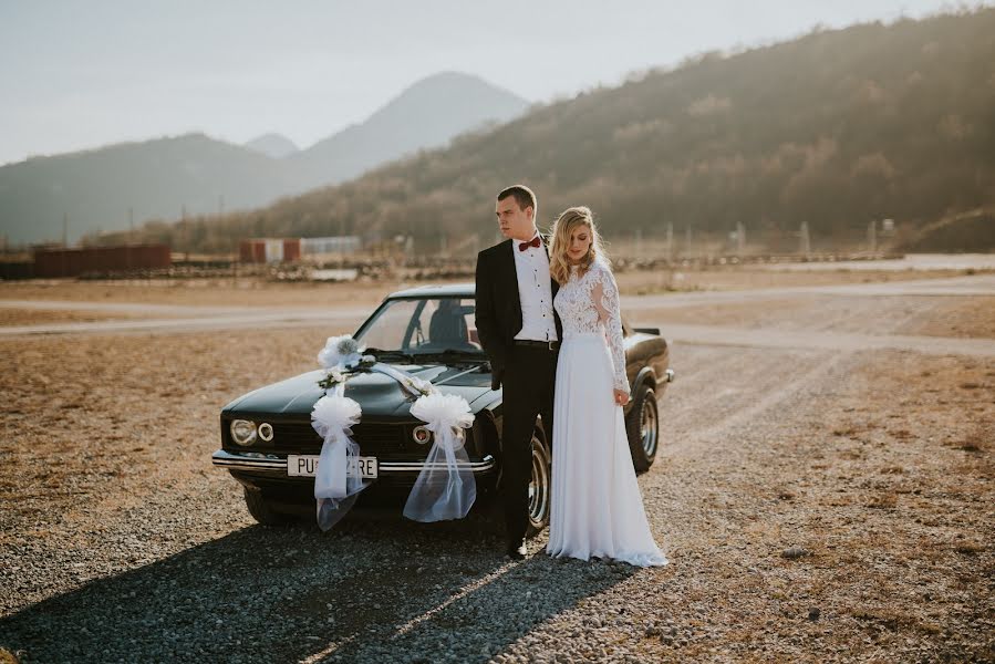 Fotógrafo de casamento Viktor Pravdica (viktorpravdica). Foto de 2 de março 2017