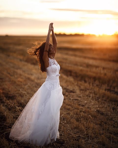 Fotógrafo de bodas Sergey Sorokin (semkaaa64). Foto del 1 de octubre 2018