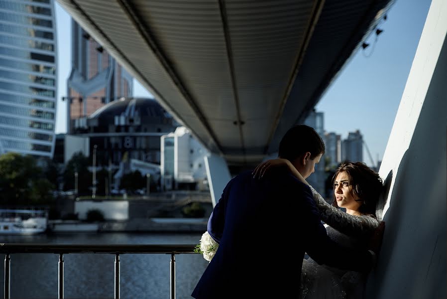 Fotógrafo de casamento Sergey Gavaros (sergeygavaros). Foto de 11 de janeiro 2018