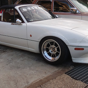 ロードスター NA8C