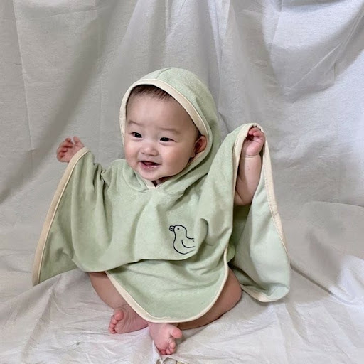 Title 5, Cartoon Cotton Duck Bathrobe for Kids. Soft, ab...