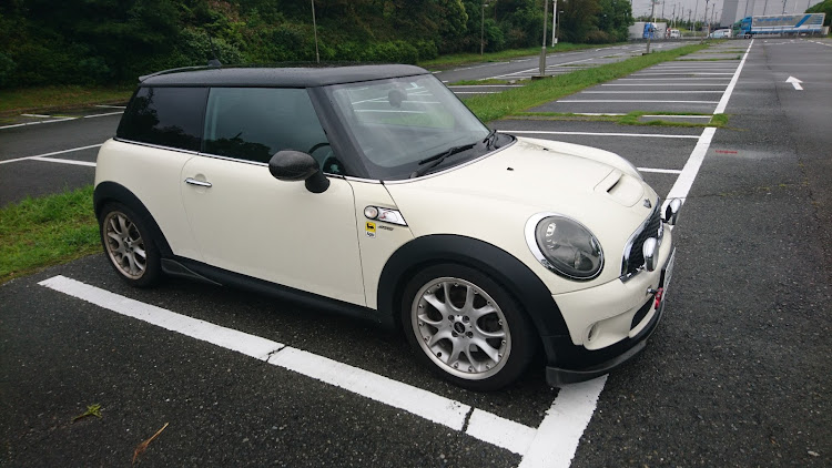 ミニクーパーSのR53に関するカスタム事例の投稿画像2枚目