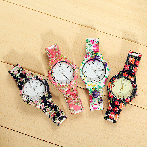 Title 4, Female pattern silicone watch