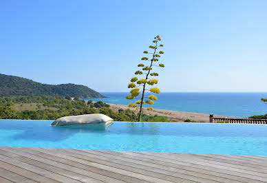 Seaside villa with pool 2