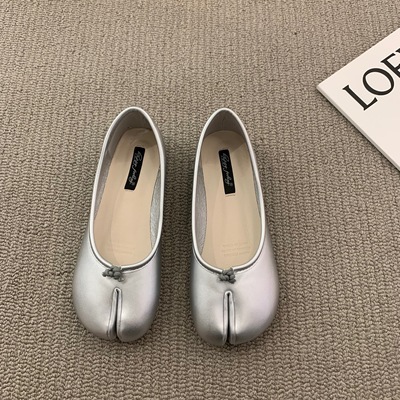 Title 16, Womens Summer Split Toe Trotter Flat-soled Sho...
