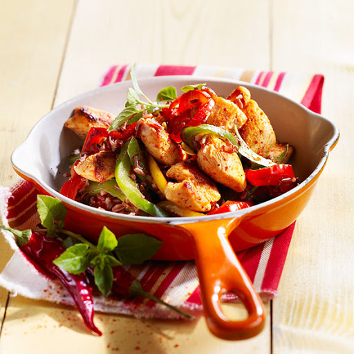 Poulet basquaise