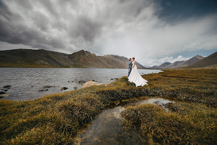 Fotógrafo de casamento Valeriya Vartanova (vart). Foto de 16 de janeiro 2019