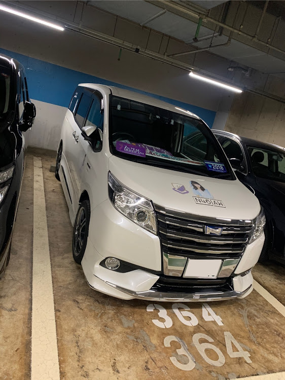 ノアの乃木車・欅坂46・櫻坂46・六本木ヒルズ・東京に関するカスタム事例の投稿画像1枚目