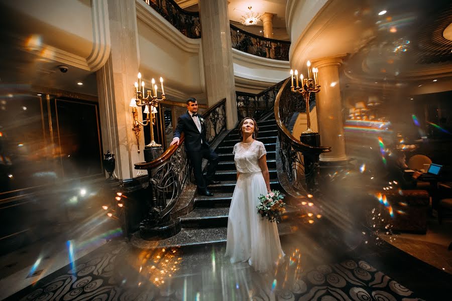 Esküvői fotós Valentina Bogomolova (weddingday-2016). Készítés ideje: 2017 július 27.
