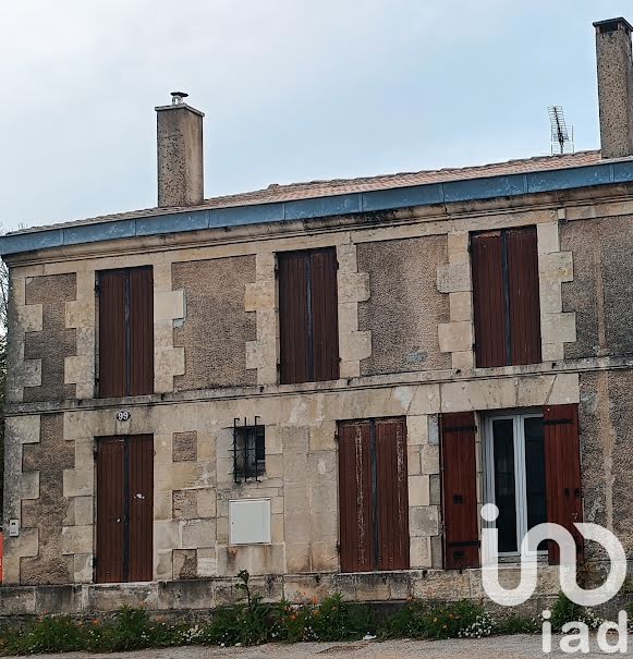 Vente maison 7 pièces 148 m² à Montendre (17130), 171 000 €