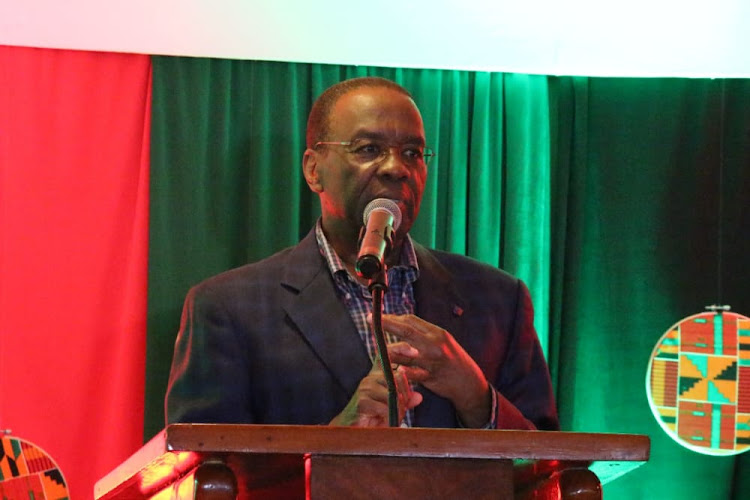 Former chief justice Willy Mutungi speaking during the launch of Okoa Uchumi Citizen’s Manifesto, Accountability and Economic Justice on April 5 in Nairobi.