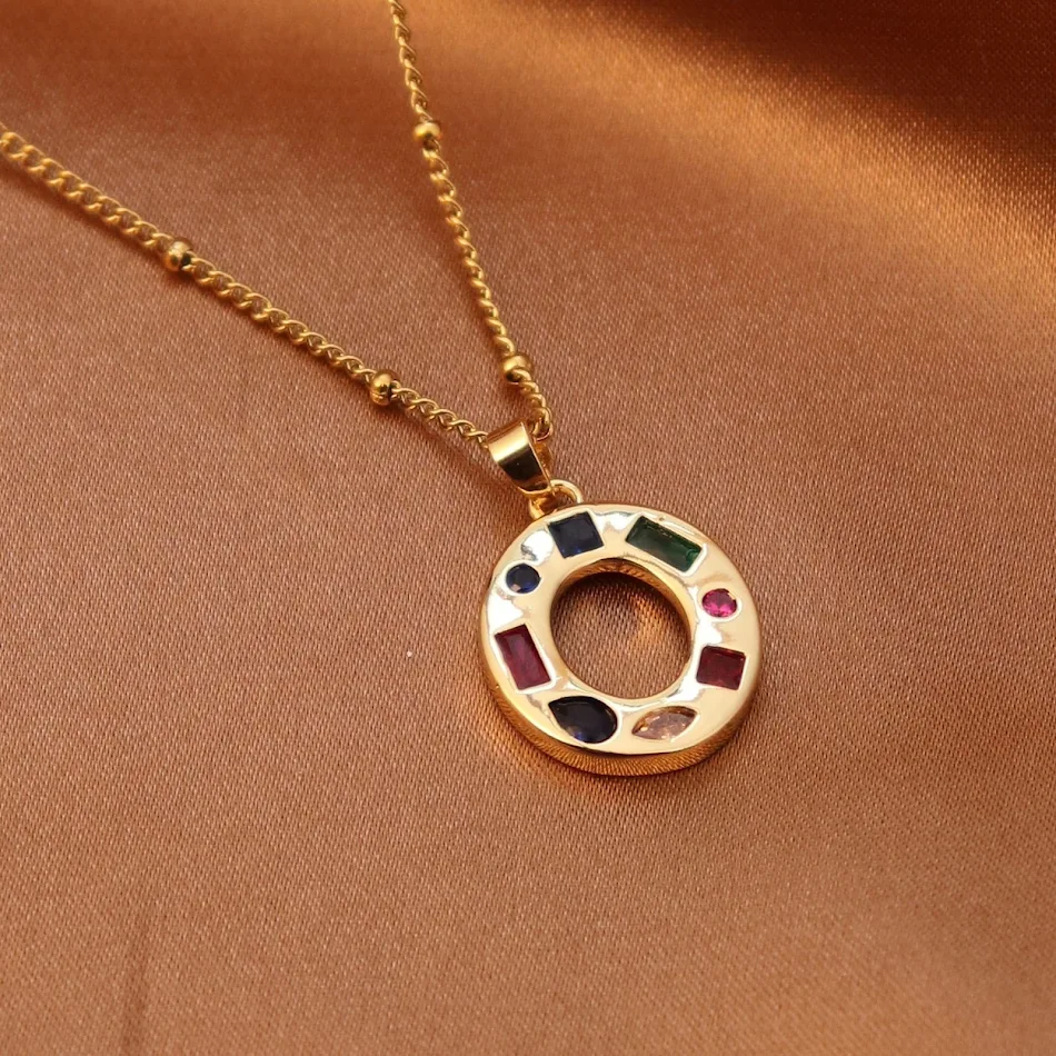 Collar con 26 letras iniciales para mujer, cadena de acero titanio, regalo personalizado, joyería fina y elegante, ideal para uso diario