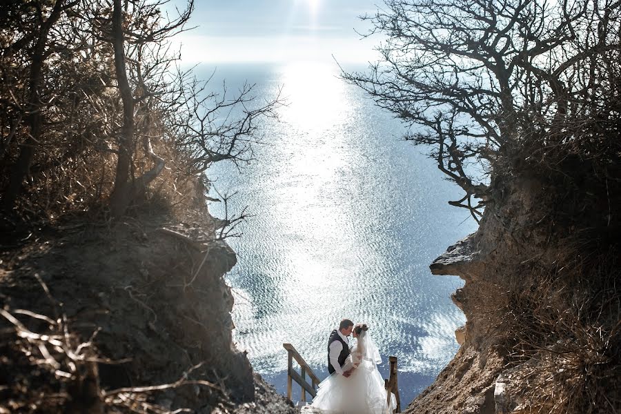 Fotógrafo de casamento Dmitriy Makarchenko (weddmak). Foto de 19 de março 2018