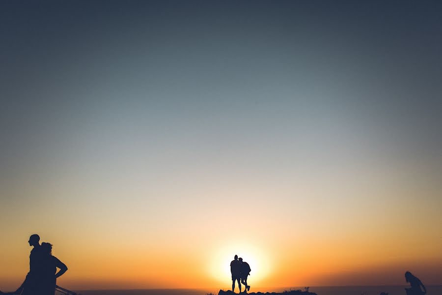 Fotógrafo de bodas Valentina Piksanova (valiashka). Foto del 24 de septiembre 2015