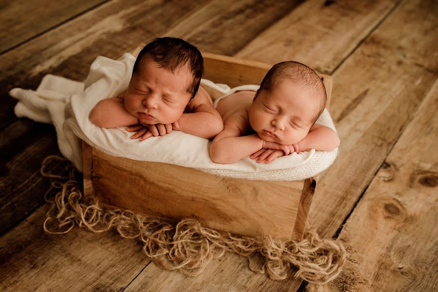 Fotografo di matrimoni Carolina Martínez Pérez (carolina). Foto del 2 dicembre 2021