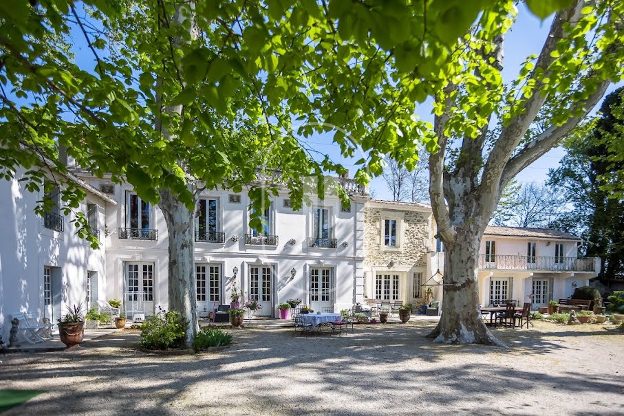 Vente maison 10 pièces 390 m² à Avignon (84000), 895 000 €