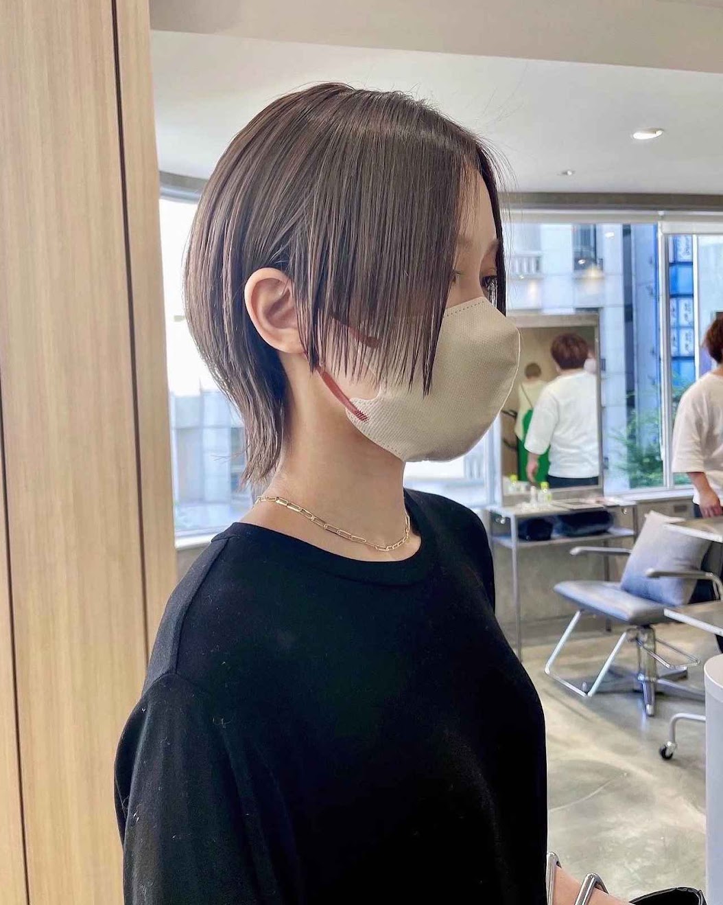 360度 小顔見え ウルフカット で顔周りスッキリさせよっ Trill トリル