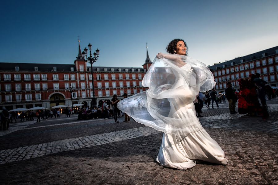 Wedding photographer Carina Rodríguez (altoenfoque). Photo of 14 November 2017