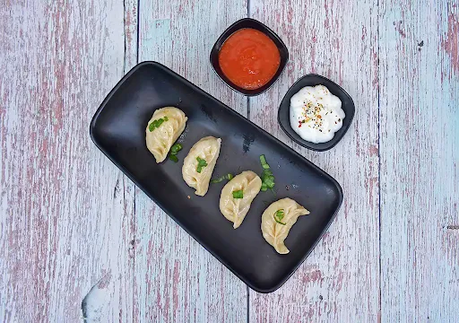 Veg Steamed Momos [10 Pieces]