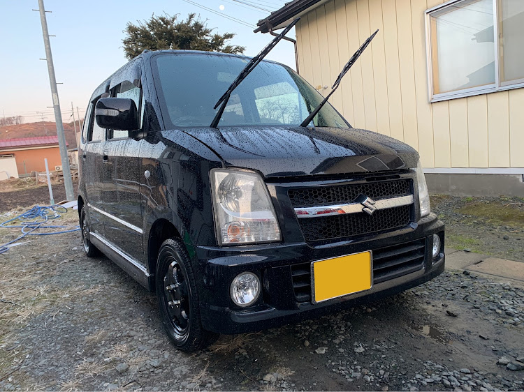 アルファードの洗車・純ベタ・ホイール交換に関するカスタム事例の投稿画像1枚目