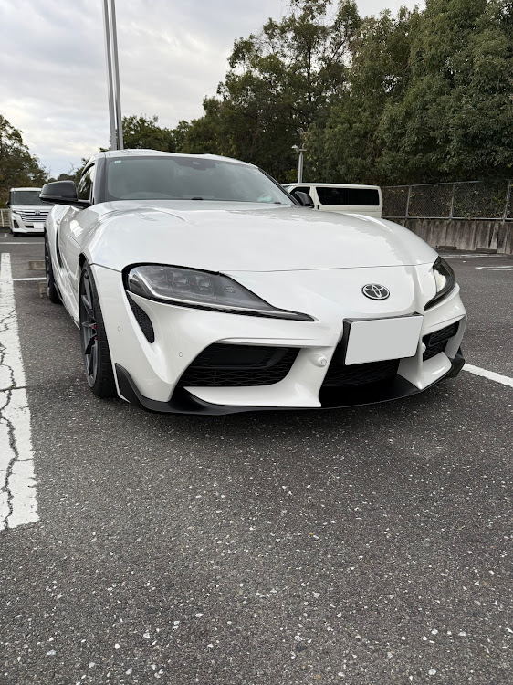 スープラのスープラ・今年1年ありがとうございました・来年もよろしくお願いします・GR・洗車に関するカスタム事例の投稿画像1枚目