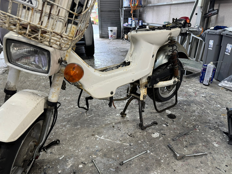 その他のDIY・レストア開始・時間と金の無駄遣いに関するカスタム事例の投稿画像1枚目