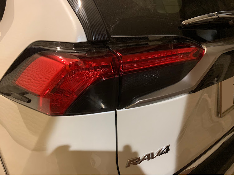 RAV4のADOLさんが投稿したカスタム事例の投稿画像1枚目