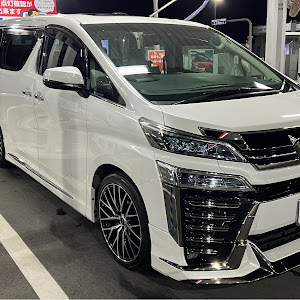 ヴェルファイア GGH30W