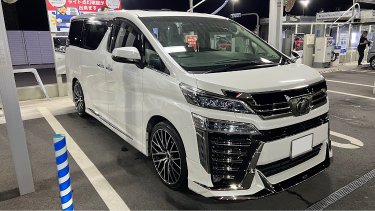 ヴェルファイアの洗車の頻度ってどのくらい？・洗車・コーティング・ガソリンスタンドに関するカスタム事例の投稿画像1枚目