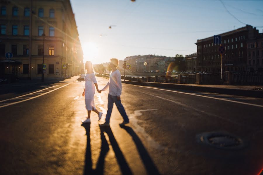 Wedding photographer Dmitriy Frolov (xiii). Photo of 20 November 2015